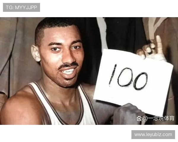 张伯伦内线统治拉开季后赛篮板对比优势