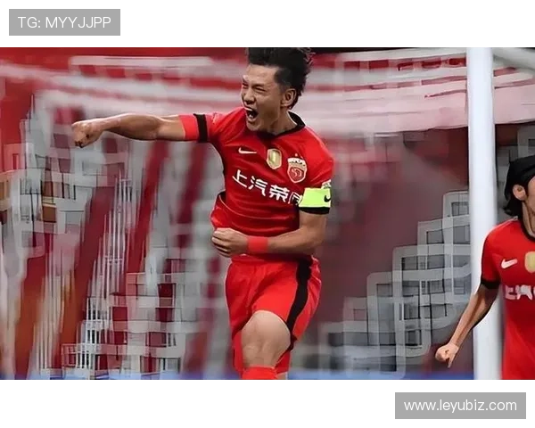 张琳芃职业轨迹：从申花青训到国家队主力右后卫的稳健成长之路